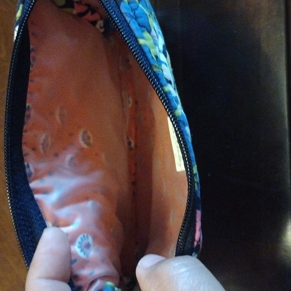 Vera Bradley Makeup bag - Picture 3 of 3